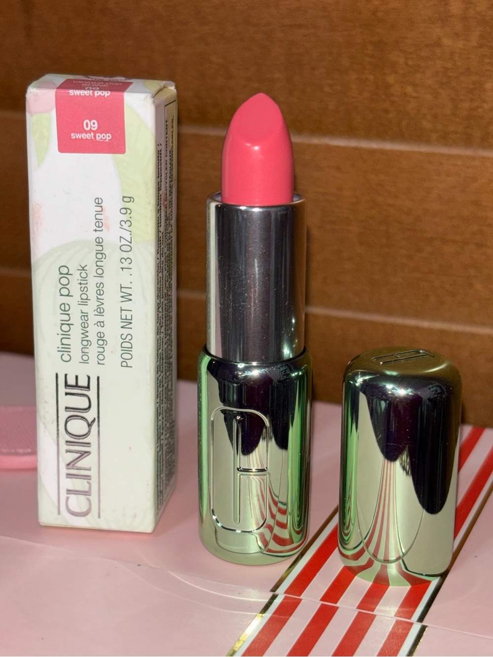 Clinique Pop Longwear Lipstick - Picture 2 of 3